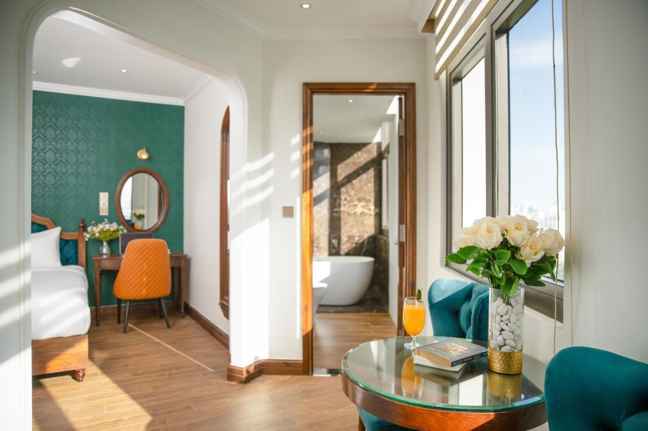 Ds La Belle Vie Hotel & Suite Дананг Экстерьер фото