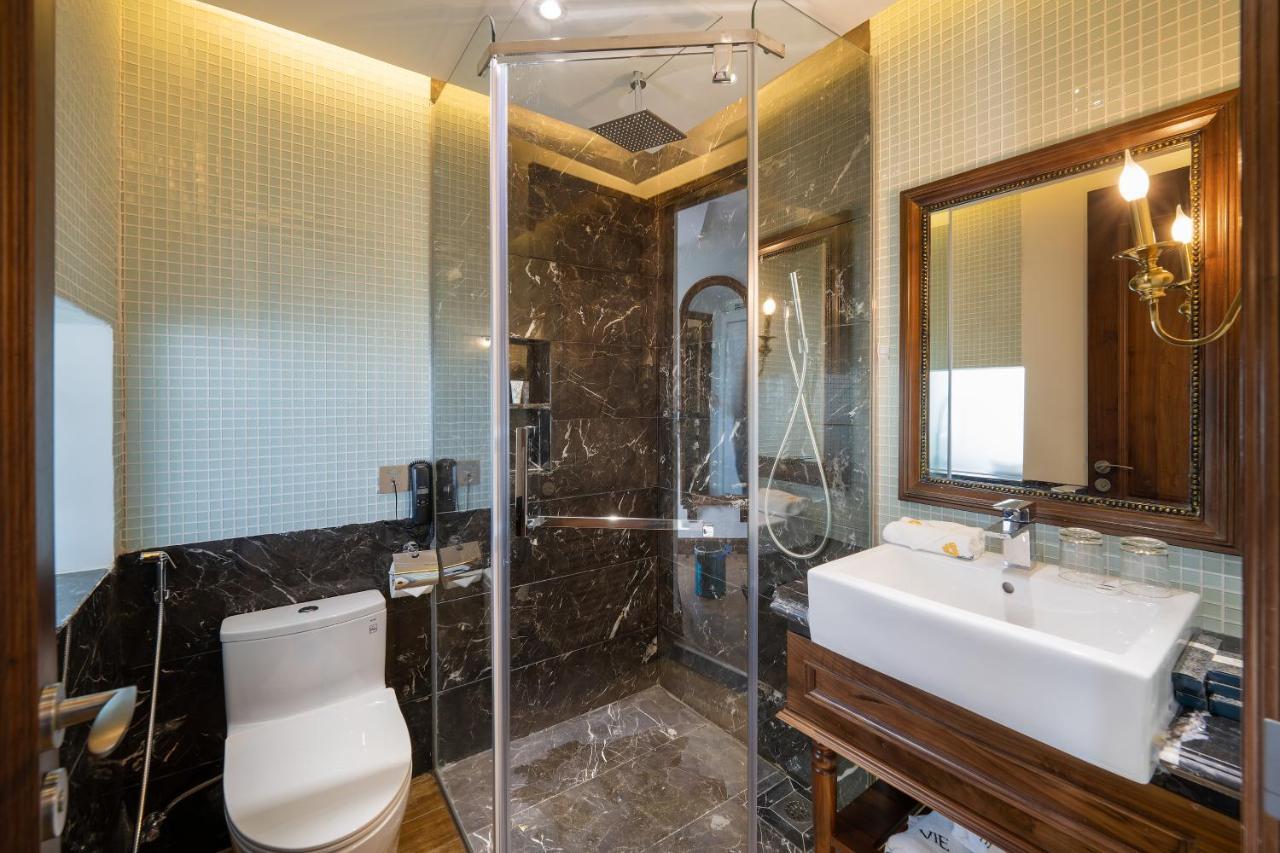 Ds La Belle Vie Hotel & Suite Дананг Экстерьер фото